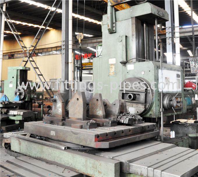 China Hebei Hongcheng Pipe Fittings Co., Ltd. factory production line