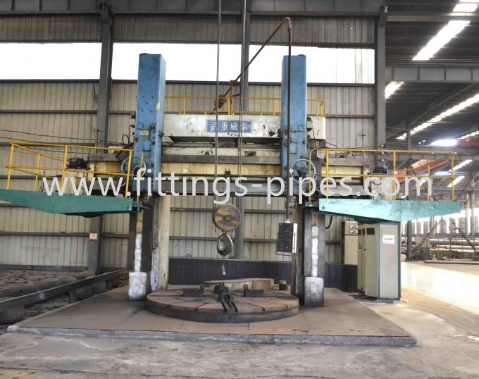 China Hebei Hongcheng Pipe Fittings Co., Ltd. factory production line