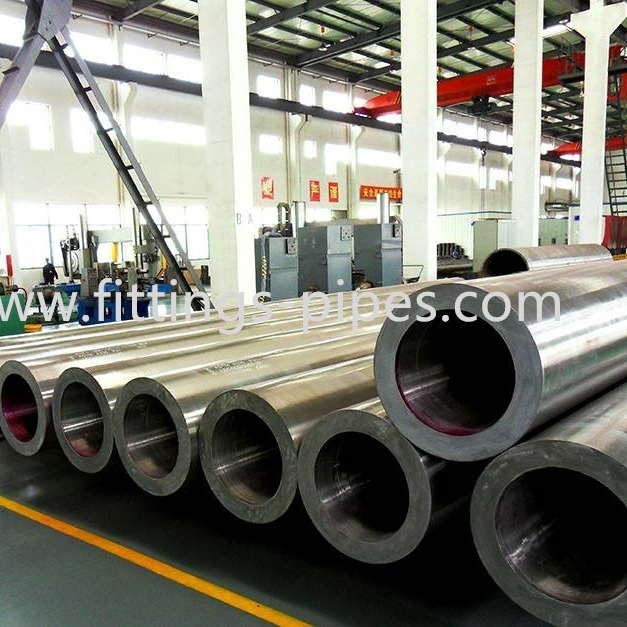 P1 12 Inch Alloy Seamless Pipe In Energy Industry
